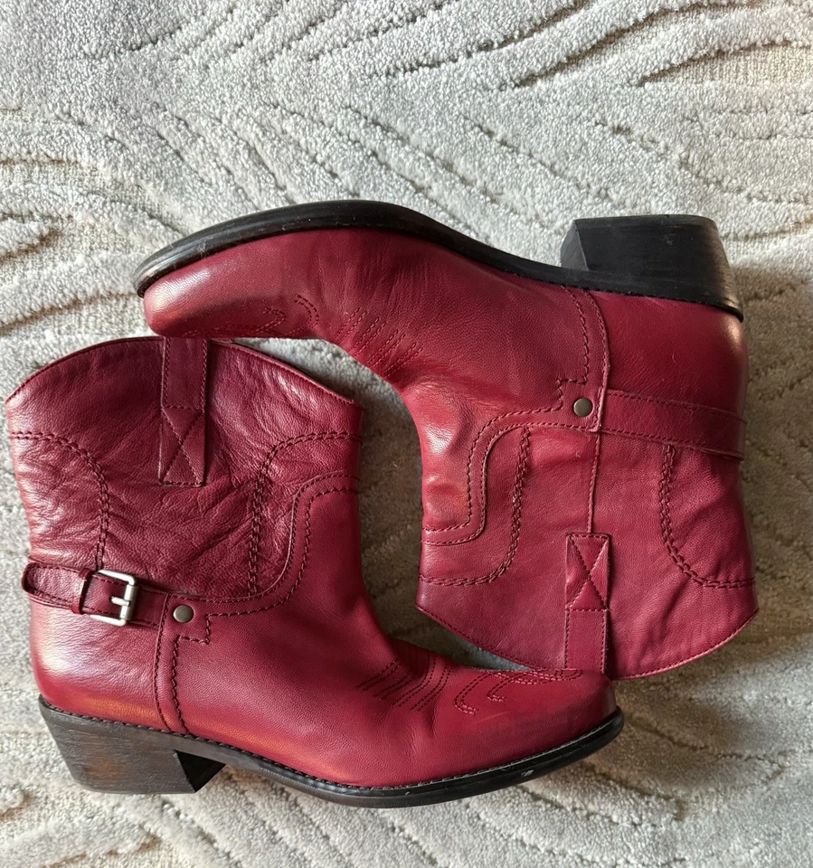 Botas de cuero rojas Franco Sarto para mujer Foto 1 de 4
