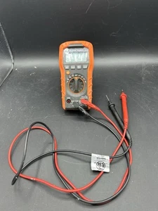Klein Tools mm400 600v digital mulitmeter volt meter working - Picture 1 of 9