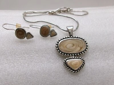 Kenneth Cole Enamel Necklace & Earring Set Swirled Tan & Cream Silver Tone KC - Image 1 of 4