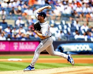 8x10 Photo JUSTIN VERLANDER Houston Astros ‘17 World Series Champion ‘22 MVP CY - Picture 1 of 1