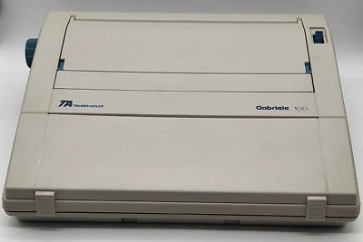 Triumph Adler Electric Typewriter Gabriele 100 POWERS ON CARRIAGE WON'T RESPOND - Image 1 of 4