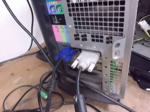 A9600SE/TD/128M/A asus ati 9600SE 128MB radeon dvi S-video vga agp video card w - Picture 1 of 5