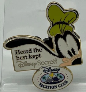 Disney Vacation Club Best Kept Secret Goofy Pin 2005 - Bild 1 von 4
