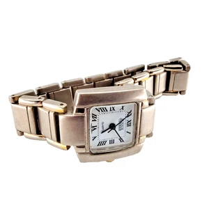 Bijoux Terner Ladies Quartz Wristwatch Silver Tone Roman Numerals – Works - Picture 1 of 7