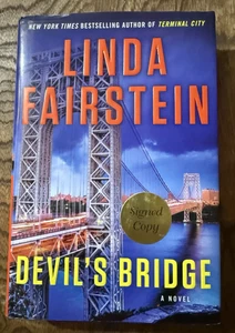 Devil's Bridge by Linda Fairstein HC DJ First Edition First Printing **SIGNED*** - Bild 1 von 10