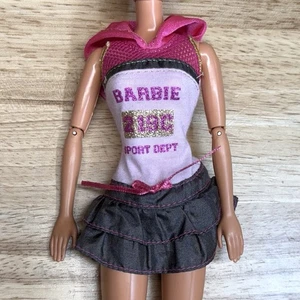 Barbie Fashionistas Sporty Teresa Sports Dept Doll Outfit Dress 2009 Pink #T3326 - Bild 1 von 5