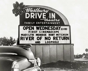 Foto 8x10 Noche de apertura, The Westbury Drive In Long Island, 1954 Marilyn Monroe - Imagen 1 de 1