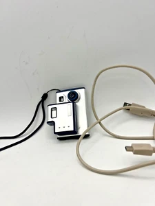 Oregon Scientific ThinCam DS6628 Digital Camera Silver 1.3 MP Built-In Flash - Picture 1 of 12