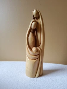 Hand Carved 9 inch tall Holy Family (Free Shipping) - Picture 1 of 5