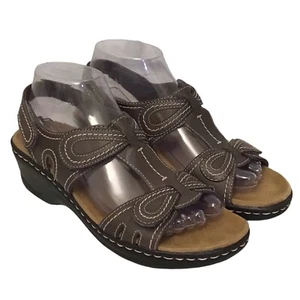 Clarks 8 Lexi Q Walnut Women’s Leather Footbed Sandals Brown Comfort Shoes - Picture 1 of 12
