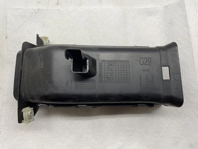 OEM 2007 2008-2010 BMW 328i Front Left Driver Side Brake Air Vent Duct 74850613 - Image 1 of 4
