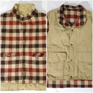 Vintage Woolrich Reversible Vest Men Large Buffalo-Plaid Beige Check Snap-Button - Picture 1 of 12