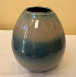 Jarrón redondo vintage de cerámica de gres arte cerámica mediados de siglo recipiente moderno azul - Imagen 1 de 4
