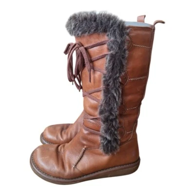 Very Volatile 女式棕色 Log Cabin 皮革靴 6M 码 — 第 1/4 张图片