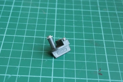 Coche de carreras vintage 1/24 1/32 ranura, chasis Cox magnesio brazo abatible bandera guía - Imagen 1 de 4