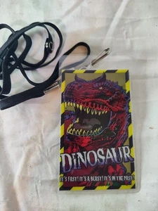 DISNEYLAND Epcot Space ISTC Visitor Pass necklace - Imagen 1 de 3