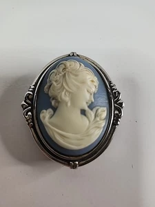 Vintage Estee Lauder Solid Perfume Compact Youth Dew Cameo blue white - Picture 1 of 3