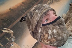 Realtree EDGE camo Beanie w/ Pull Down Mask by Zeek Outfitter. SALE 12.99 - Picture 1 of 5