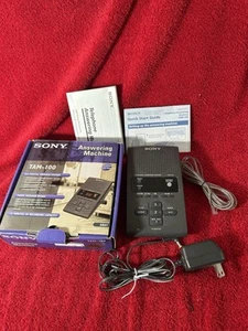Sony TAM-100 Telephone 3-Mailbox Digital Answering Machine Tested box & Manual - Afbeelding 1 van 10
