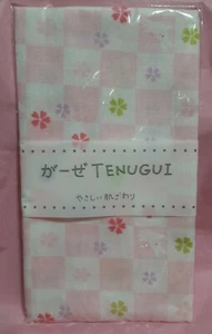 Tenugui Japanese cotton hand towel rabbit 90cmx35cm made in Japan pink - Picture 1 of 2