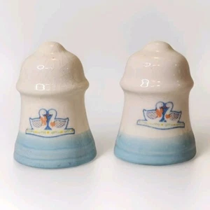 Vintage Salz Pfefferstreuer Ente blau weiß Keramik Landhaus Grannycore - Bild 1 von 3