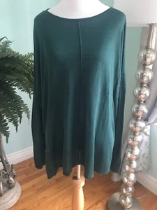 Brand New Women’s Hunter Green Long Sleeve Top Shirt Scoop Neck Hi Low Hem - Picture 1 of 2