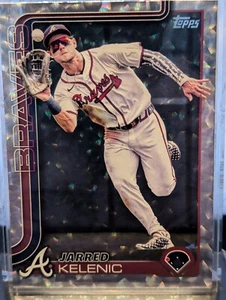 2025 Topps Series 1 - Jarred Kelenick - Silver Crackle Foil - Braves #276 - Picture 1 of 2
