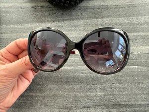 Occhiali da sole donna Anthropologie neri bianchi rossi NUOVI - Foto 1 di 6