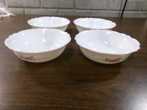 Vintage Set of 4 Arcopal France Florentine Soup/Cereral Bowls 6" Scalloped Rim - Picture 1 of 10