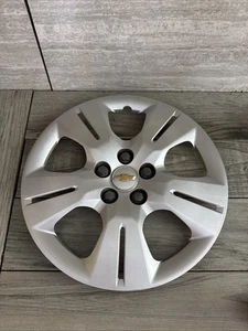 ๐บ๐ธ Genuine 2013-2019 Chevrolet Trax 16" Hubcap / Wheel Cover GM # 95321383 - Picture 1 of 5
