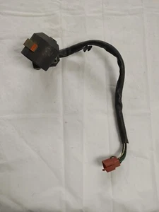 (#1) 1984 Honda CB700SC Nighthawk Right Hand Switch Starter Stop 35130-MJ1-670 - Picture 1 of 6