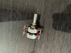 Vintage Sansui AU-7500 /AU-8500 /AU-9500 / AU-2000/ AU-111 amplifier volume pot. - Picture 1 of 1