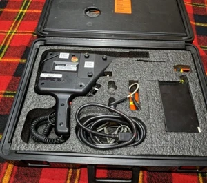 Schaffner NSG432 Electrostatic Discharger Simulator + Accessories and Case - Picture 1 of 4