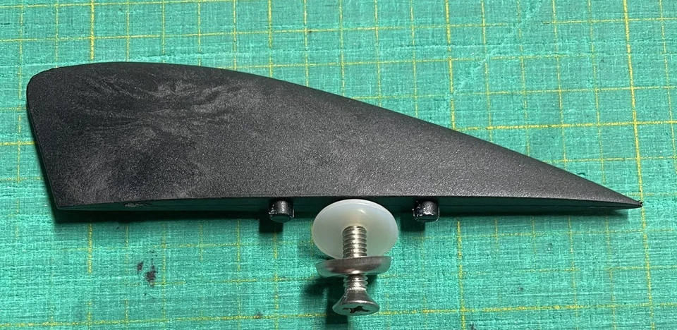 1.7” CWB Ride Wakesurf Replacement single 1/4 20 Screw Fin