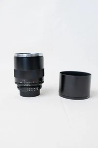 Carl Zeiss Makro-Planar T* 2/100mm ZF.2 Lens with Hood for Nikon F Mount - Picture 1 of 6