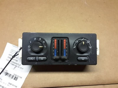 Temperature Control Front Manual Opt CJ3 ID 25945046 Fits 03-09 ENVOY 167851 Foto 1 de 4