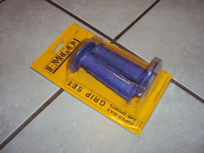 VINTAGE MX CR Style FULL WAFFLE GRIPS 7/8" Purple AHRMA CR YZ KX RM 125 250 500 - Image 1 of 4