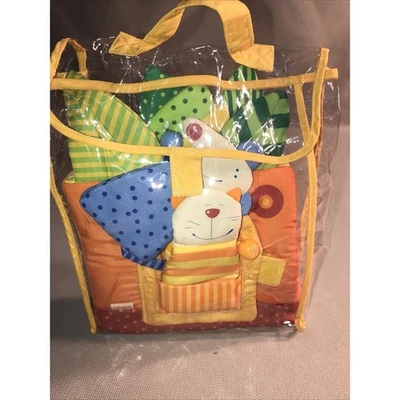 HABA Cloth Book Little Leaf House Cat Mouse Fabric Finger Puppet Baby Book - Image 1 of 4