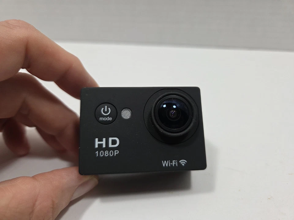 Wifi Action Camera- Eken w9-With lots of accessories - Image 1 of 4