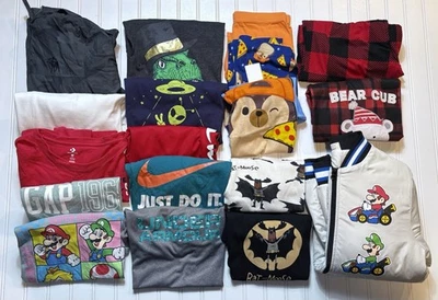 Boys Clothing Lot Size 10/12 (18 Pieces) Mario Jacket - Image 1 of 4