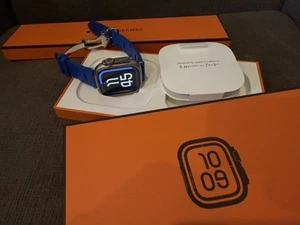 Hermes Apple Watch Ultra 2 Titanium 49mm & Single Tour Bleu de France - Zdjęcie 1 z 18