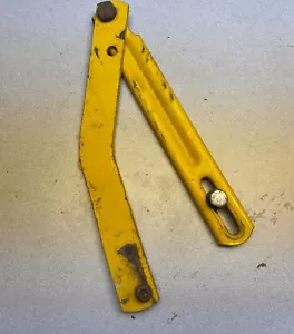 Cub Cadet 2146 Lawn Tractor 14HP Part# 703-2833 Lift Link Assembly left hand - Picture 1 of 1