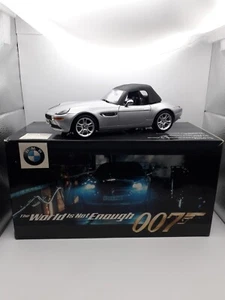 Kyosho escala 1:18, BMW Z8, edición James Bond 1999, coche modelo diecast plateado. - Imagen 1 de 24