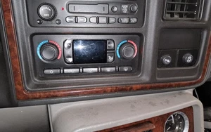 CADILLAC ESCALADE 2005-2007 HEAT / AC TEMPERATURE CONTROL CLASSIC STYLE 1749042 - Picture 1 of 12