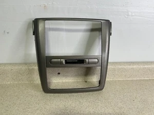 05 - 10 Chevy Cobalt Dash Insert Radio Trim Panel Bezel Factory Light Gray OEM - Picture 1 of 2