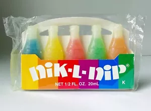 Bottiglie Soda Cera 1983 Glenn Confections NIK-L-NIP Vintage Candy 4,25"" SIGILLATE - Foto 1 di 8