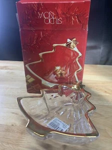 STUDIO NOVA Yuletide Spirit Gold Trim Christmas Tree Shaped Glass Sweet Dish - Picture 1 of 8