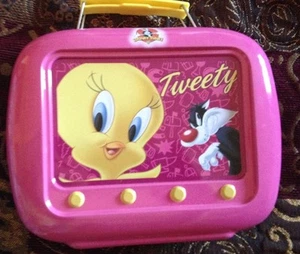Looney Tunes TWEETY LUNCHBOX Eau de TOILETTE + SHOWER GEL Gift Set GREAT GIFT - Picture 1 of 1