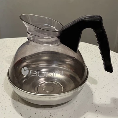 BUNN Easy Pour Commercial 64 oz Decanter Black Plastic/Stainless Made in USA - Imagem 1 de 4