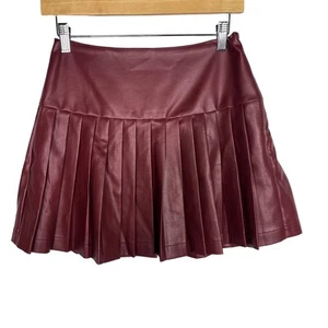 New Bardot Size 4 Red Vegan Leather Pleat Skirt In Burgundy Mini Pull On Faux - Picture 1 of 8
